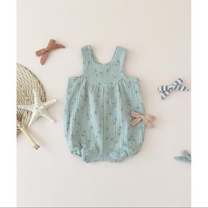 Rylee and Cru Bubble